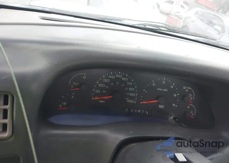 2002 Ford F-250 Xl/Xlt z USA, uszkodzony, nr VIN 1FTNF20L62EC09128